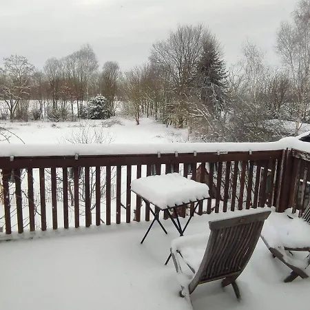 Апартаменты Im Atelierhaus Auf Dem Kuenstlerhof Falkenberg (Markisch-Oderland)